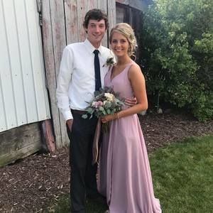 Meet your Posher, Kayla